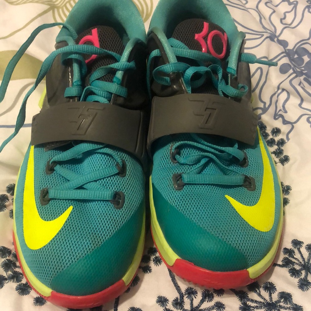 KDs size 5 Womens sz 6.5